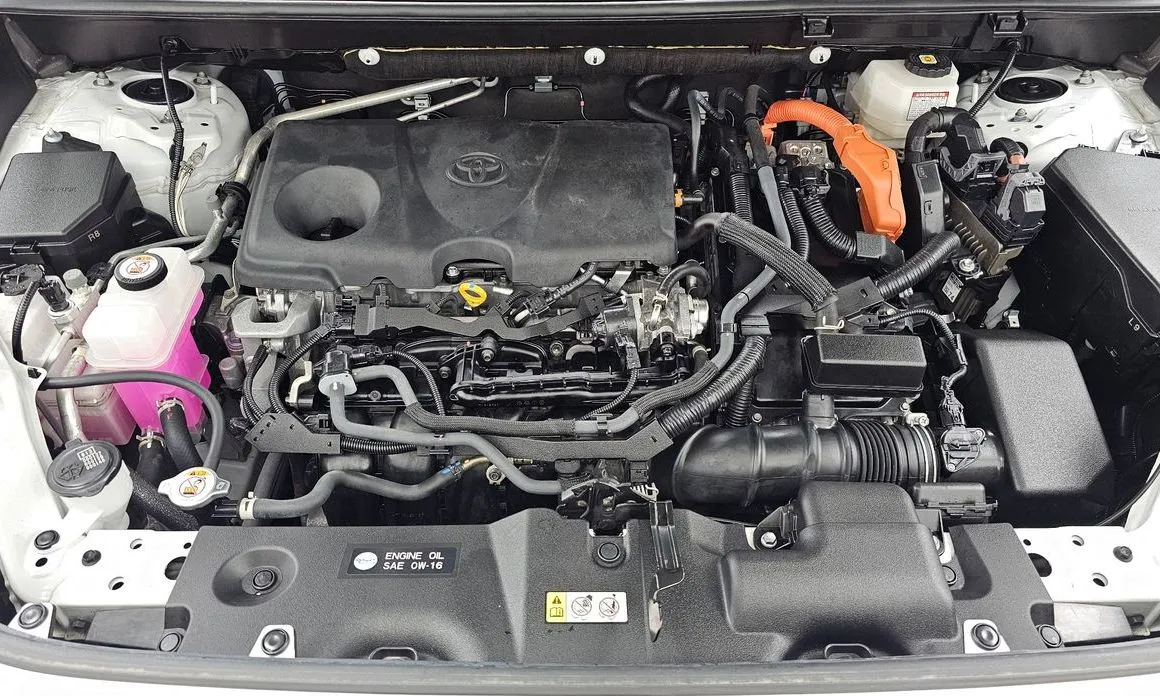 Toyota RAV4 — фото 10