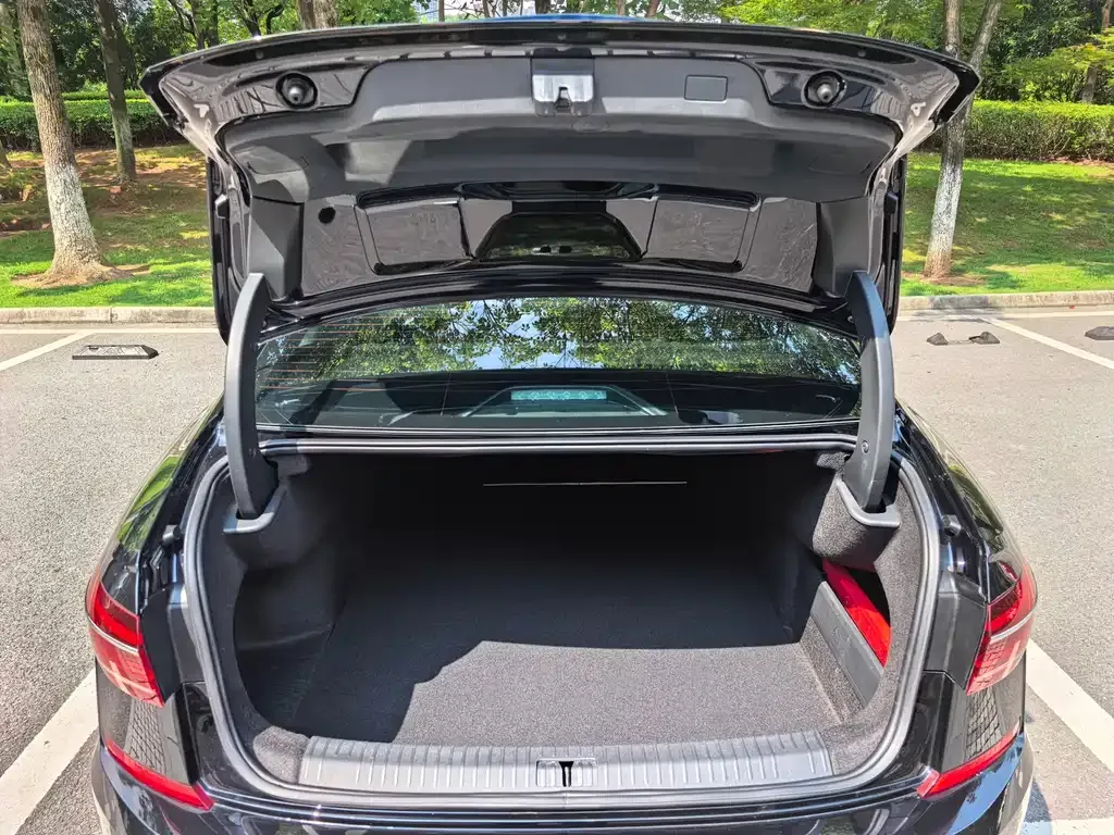 Volkswagen Passat — фото 6