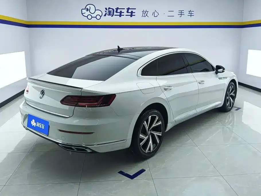 Volkswagen CC — фото 10