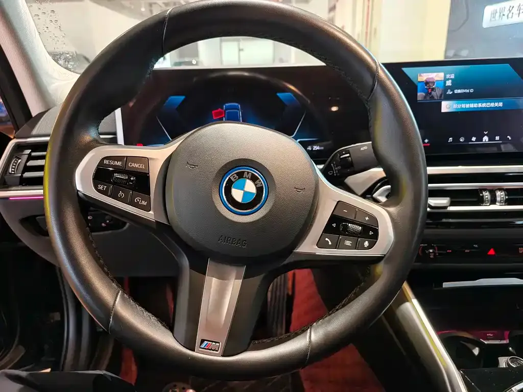 BMW i3 — фото 3
