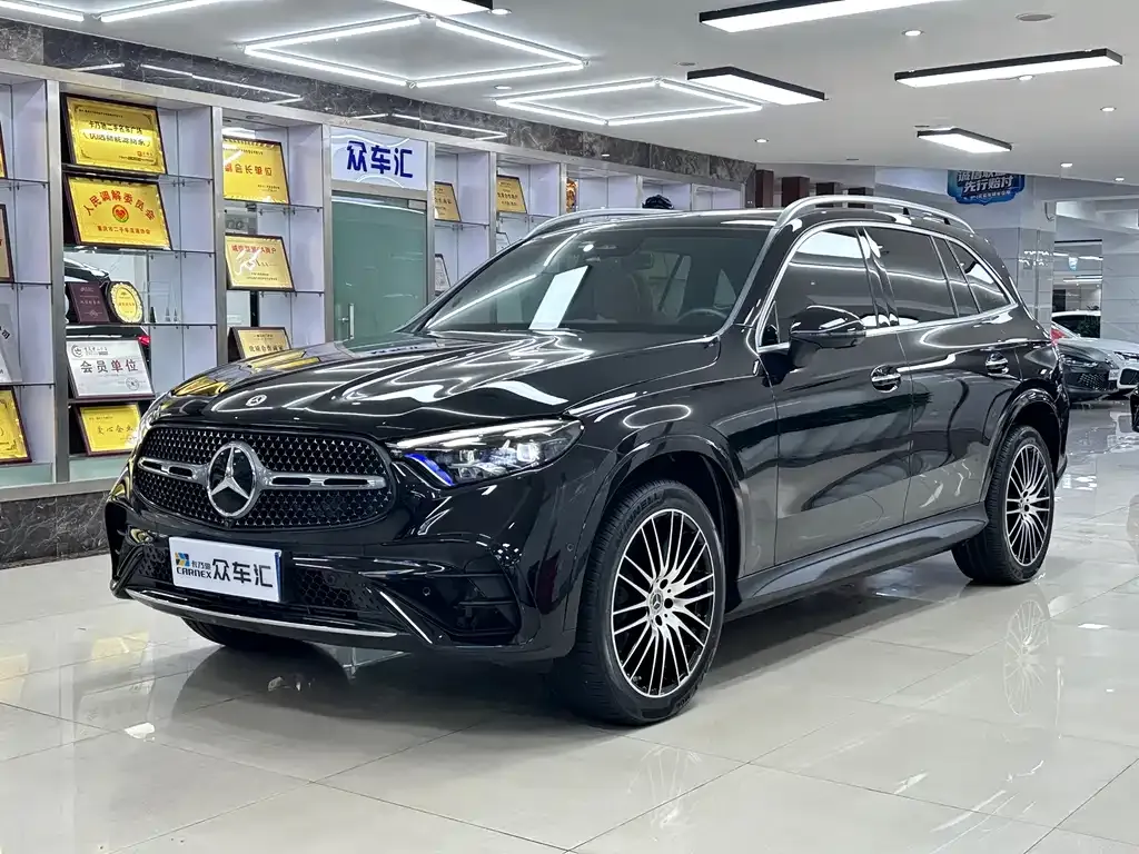Mercedes-Benz GLC — фото 1