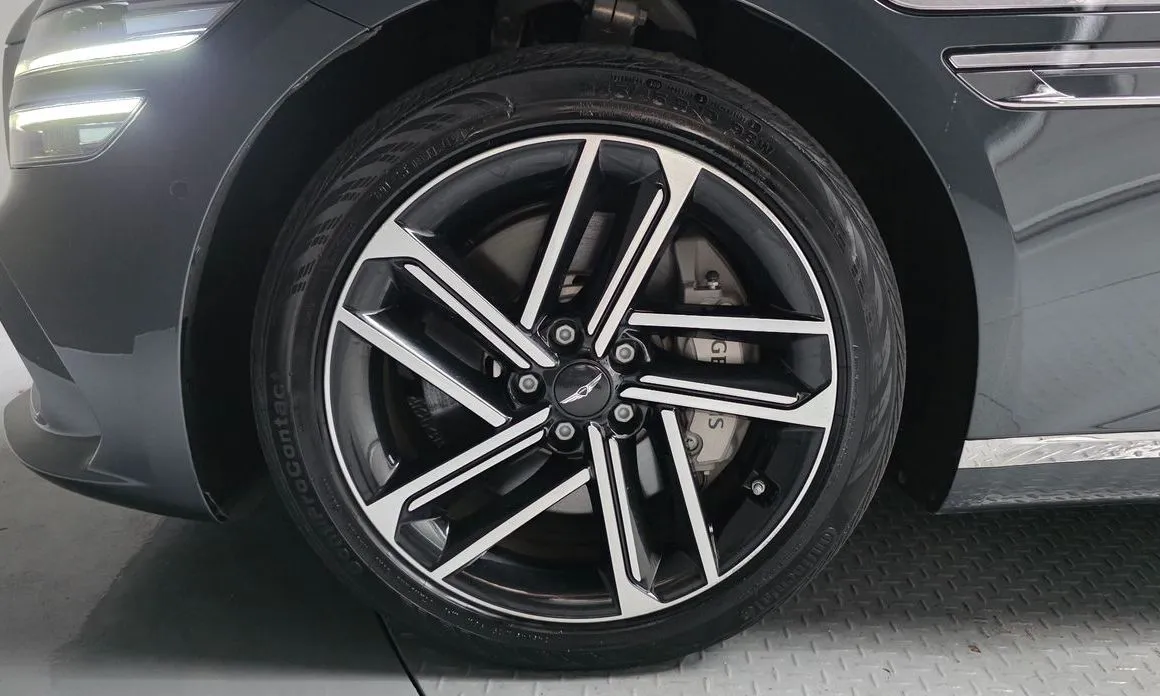 Genesis G80 — фото 10