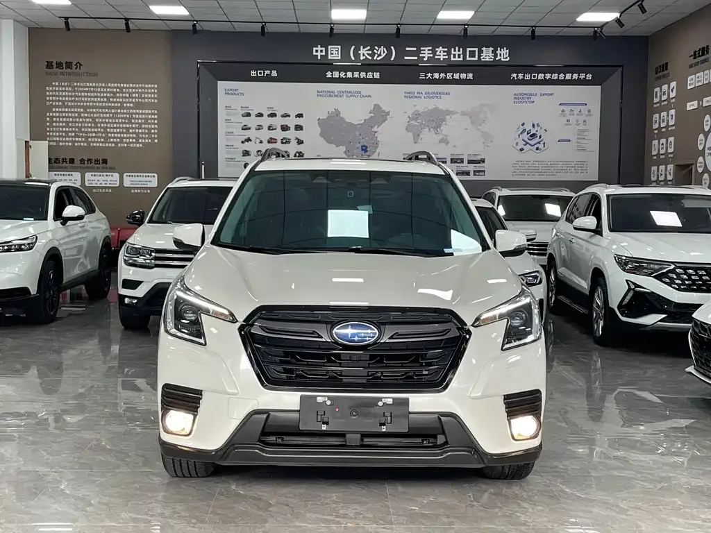 Subaru Forester — фото 5