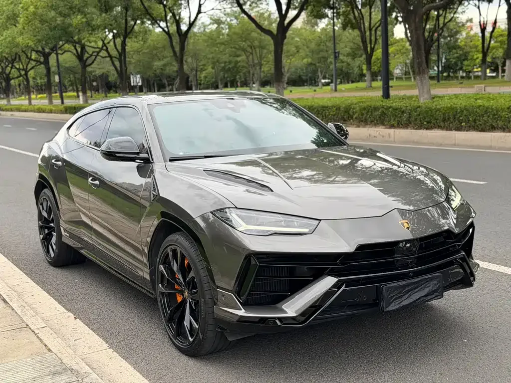 Lamborghini Urus — фото 7