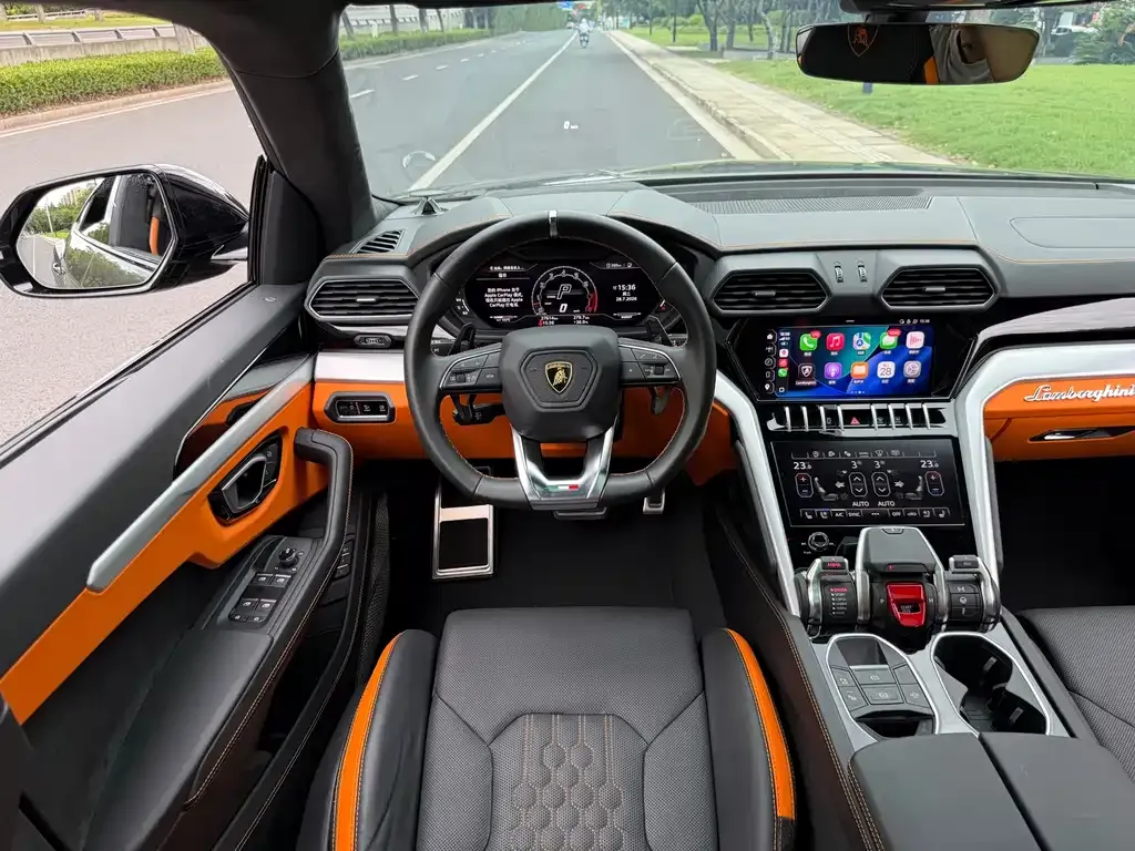 Lamborghini Urus — фото 3