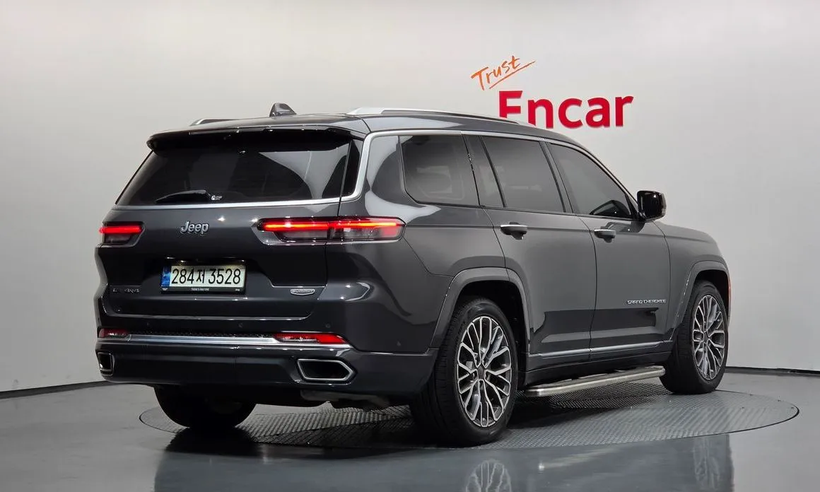 Jeep Cherokee — фото 5