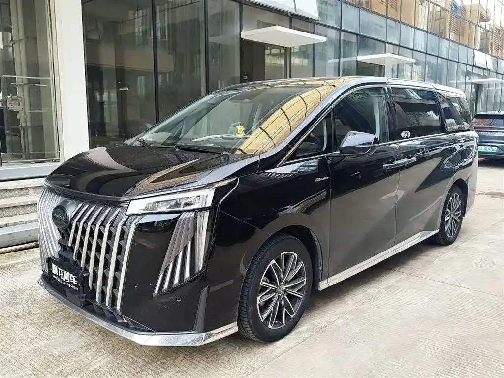 GAC Motor Trumpchi M8 — фото 1