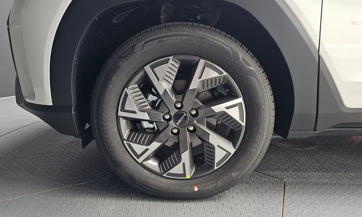 KG Mobility (Ssangyong) Torres — фото 9