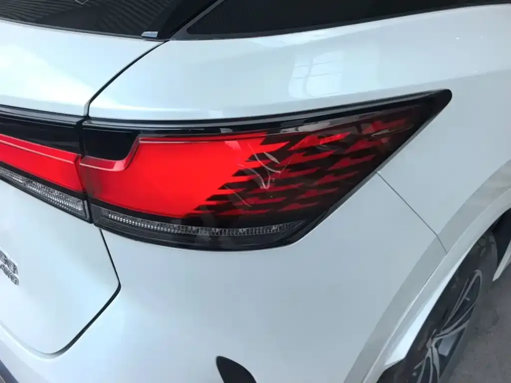 Lexus RX — фото 8