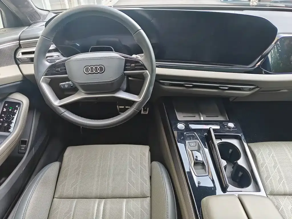 Audi A6L — фото 6