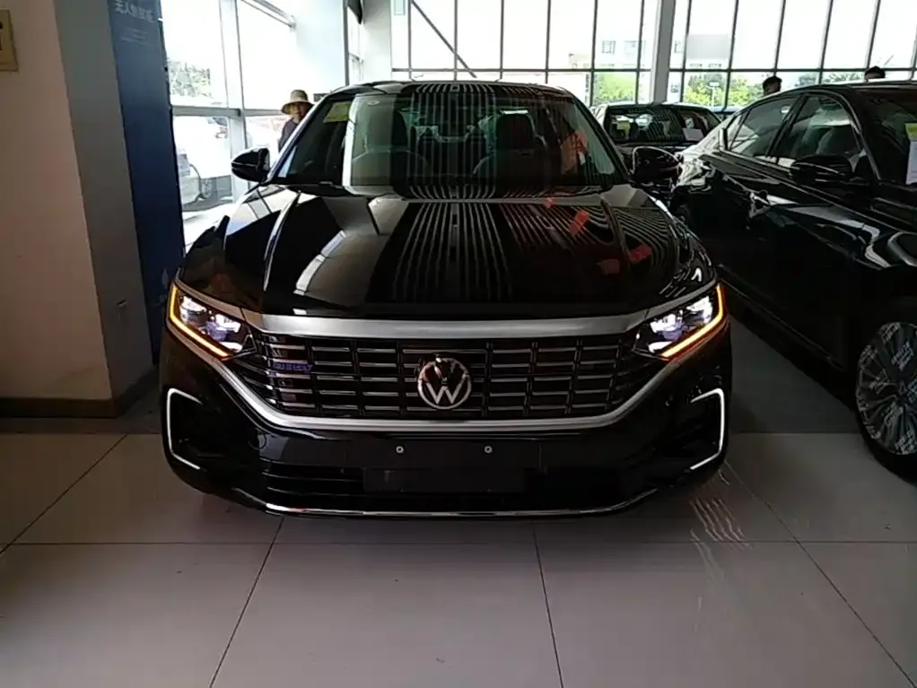 Volkswagen 帕萨特插电混动 — фото 9