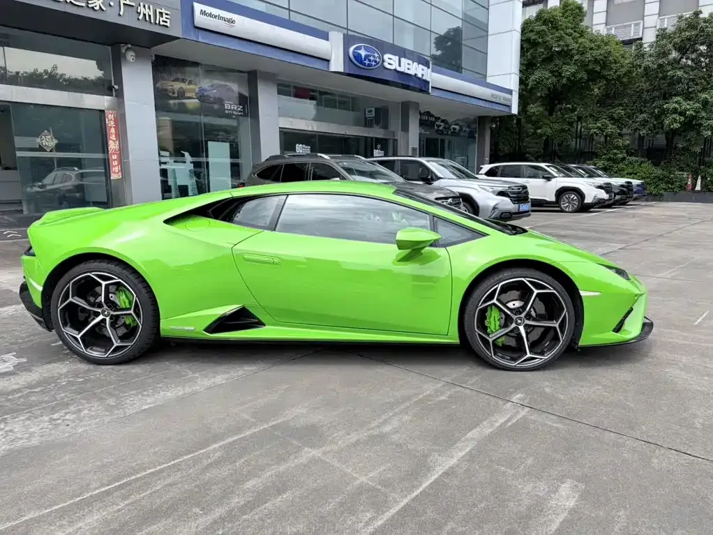 Lamborghini Huracan — фото 5