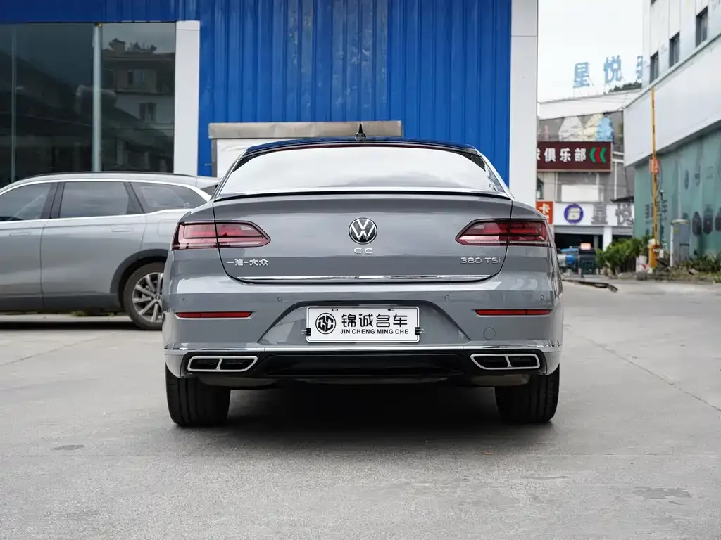 Volkswagen CC — фото 6