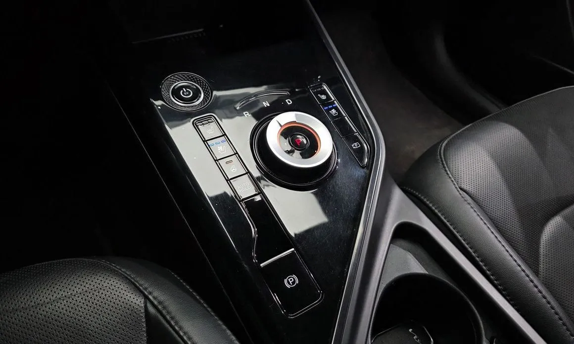 Kia Niro — фото 10