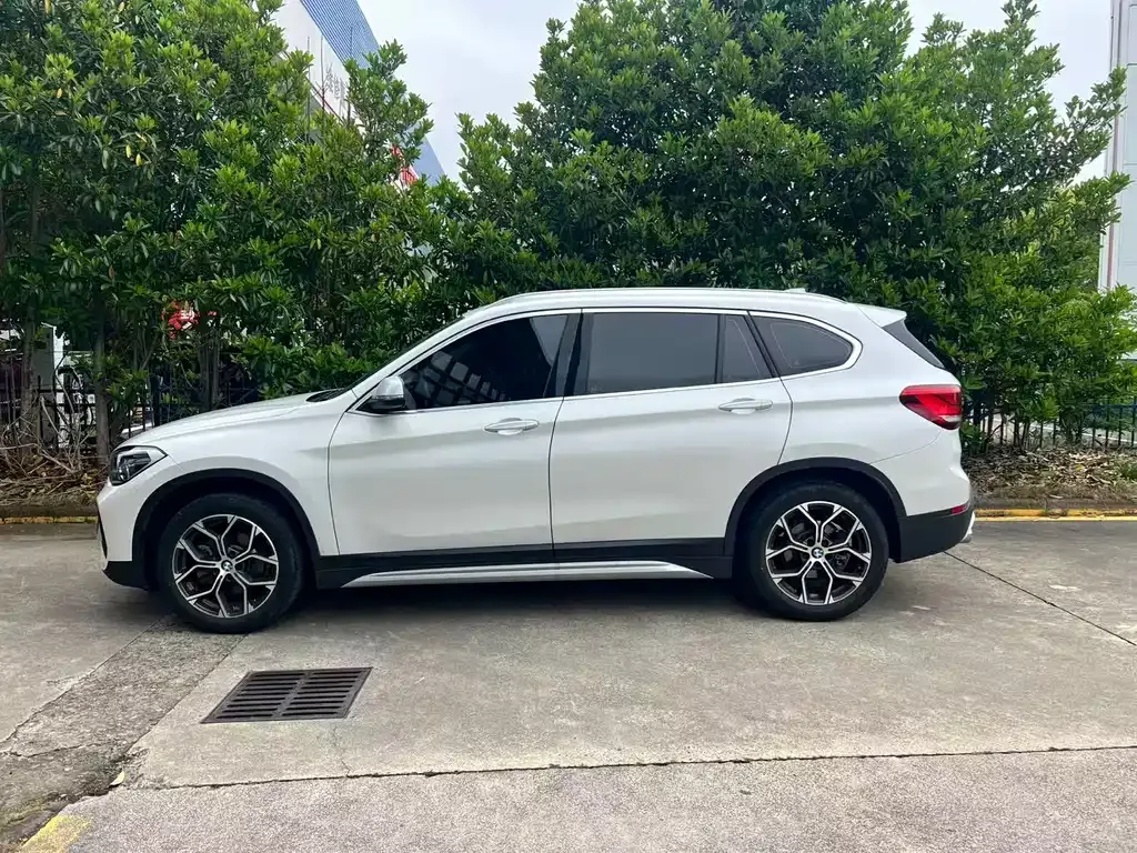 BMW X1 — фото 4