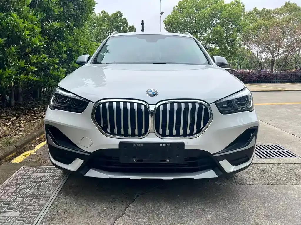 BMW X1 — фото 7