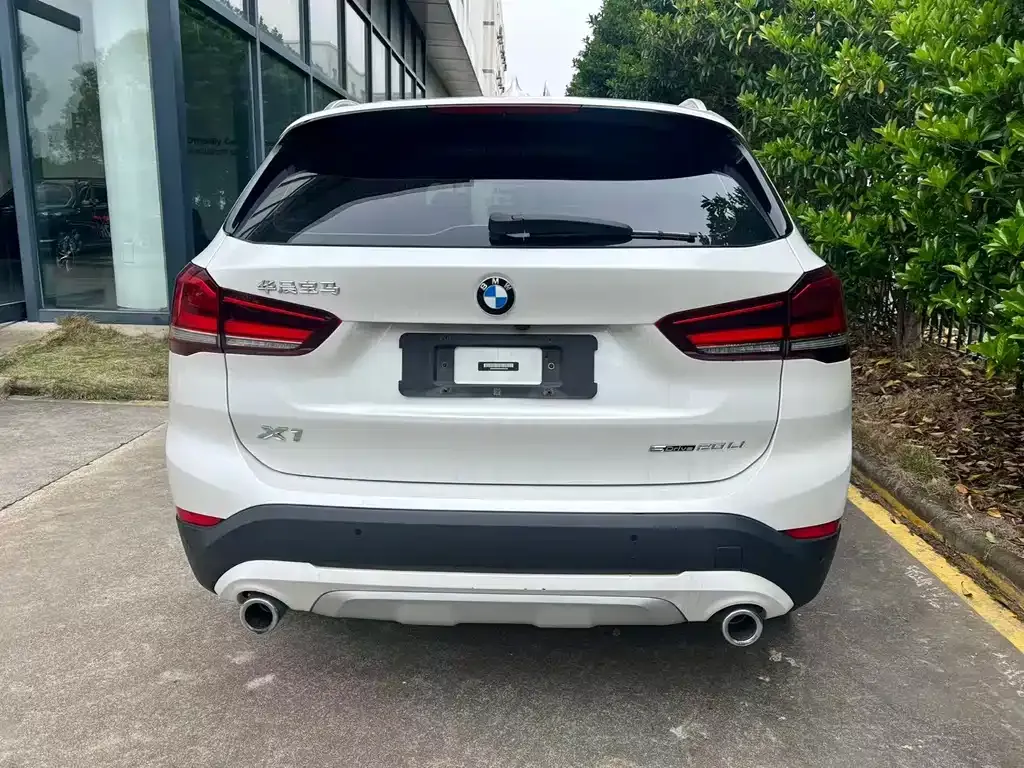 BMW X1 — фото 3