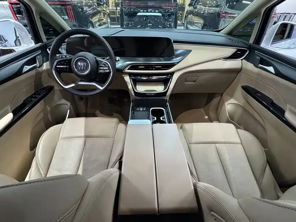 Buick GL8 Hybrid — фото 2