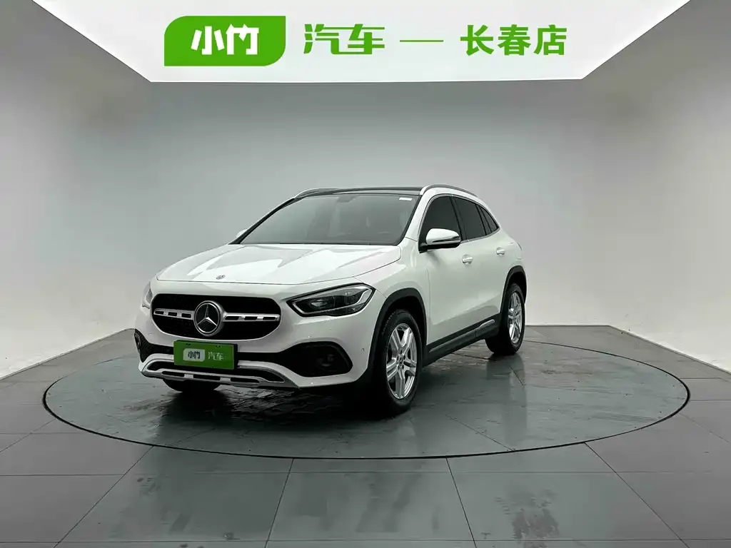 Mercedes-Benz GLA — фото 1