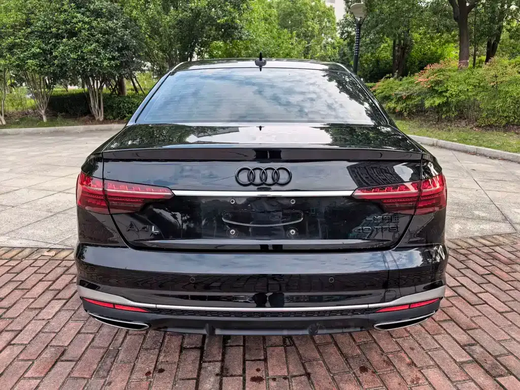 Audi A4L — фото 6