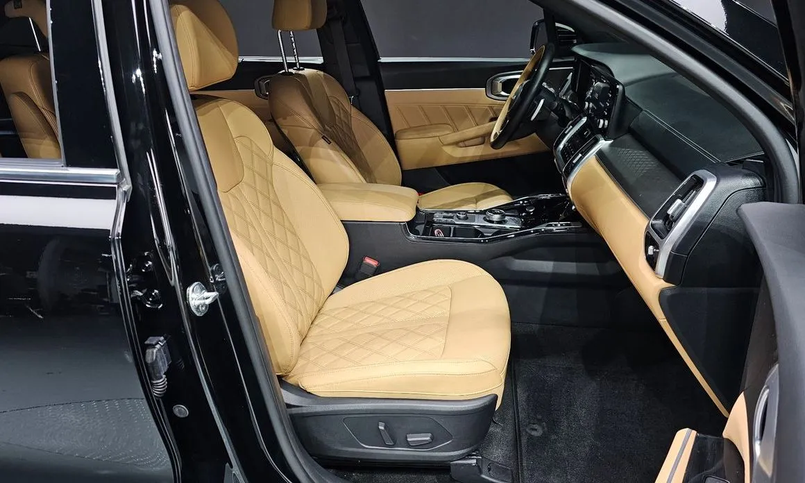 Kia Sorento — фото 8