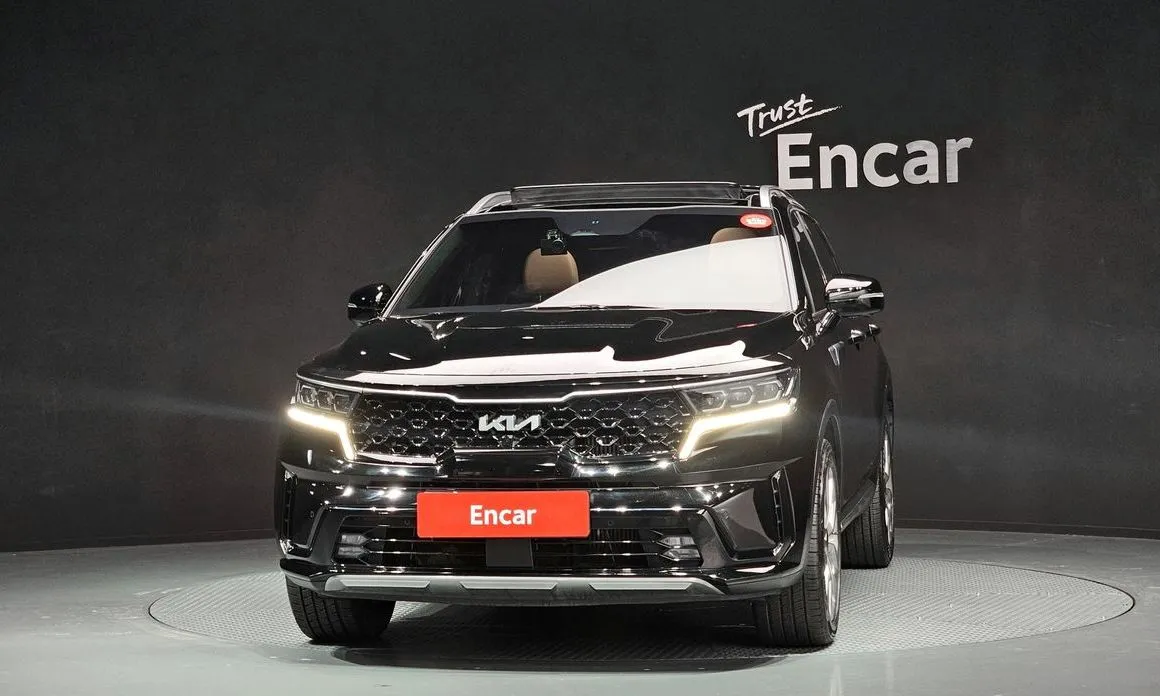 Kia Sorento — фото 7
