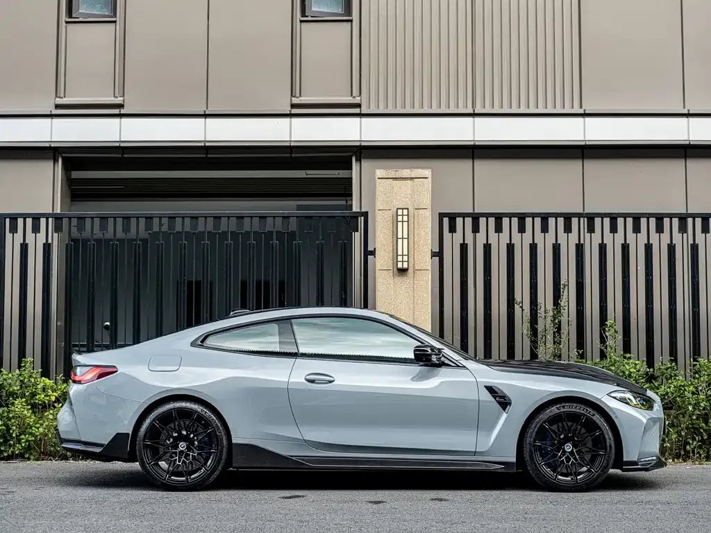 BMW M4 — фото 4