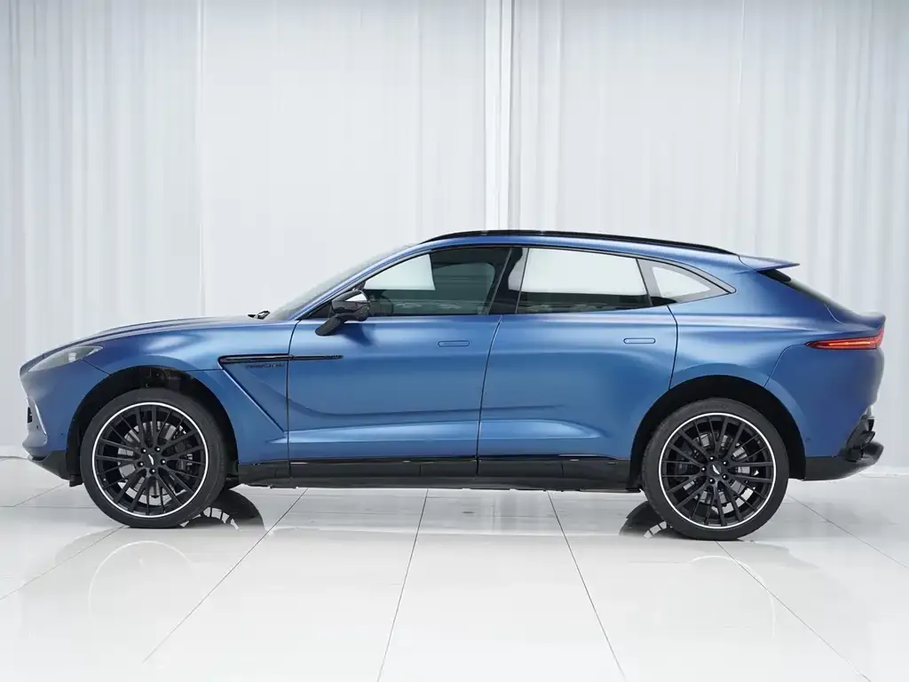 Aston Martin DBX — фото 4