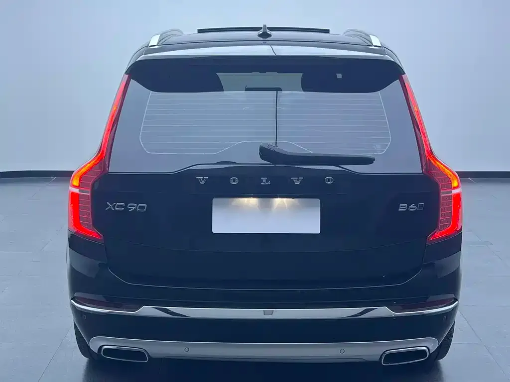 Volvo XC90 — фото 2