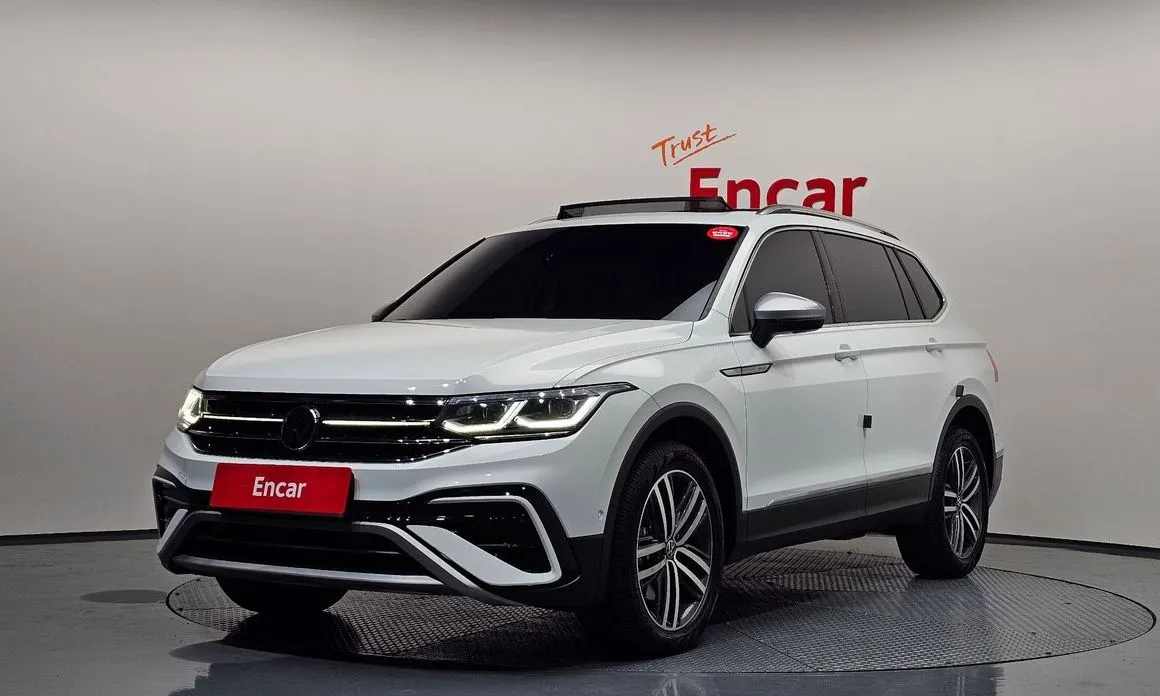 Volkswagen Tiguan — фото 1