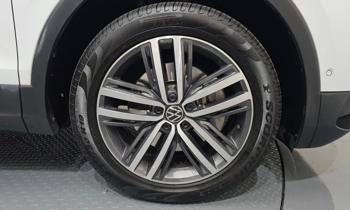 Volkswagen Tiguan — фото 5