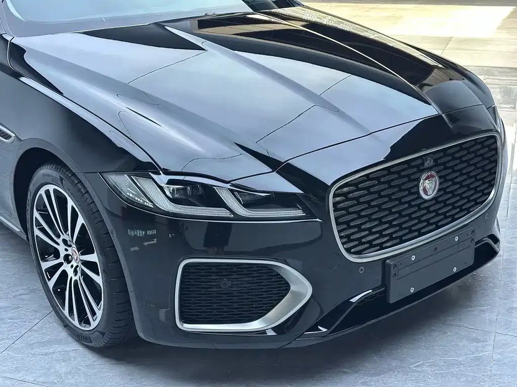Jaguar XFL — фото 7