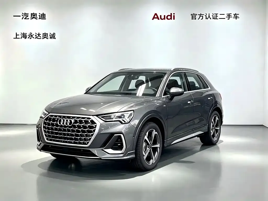 Audi Q3 — фото 1