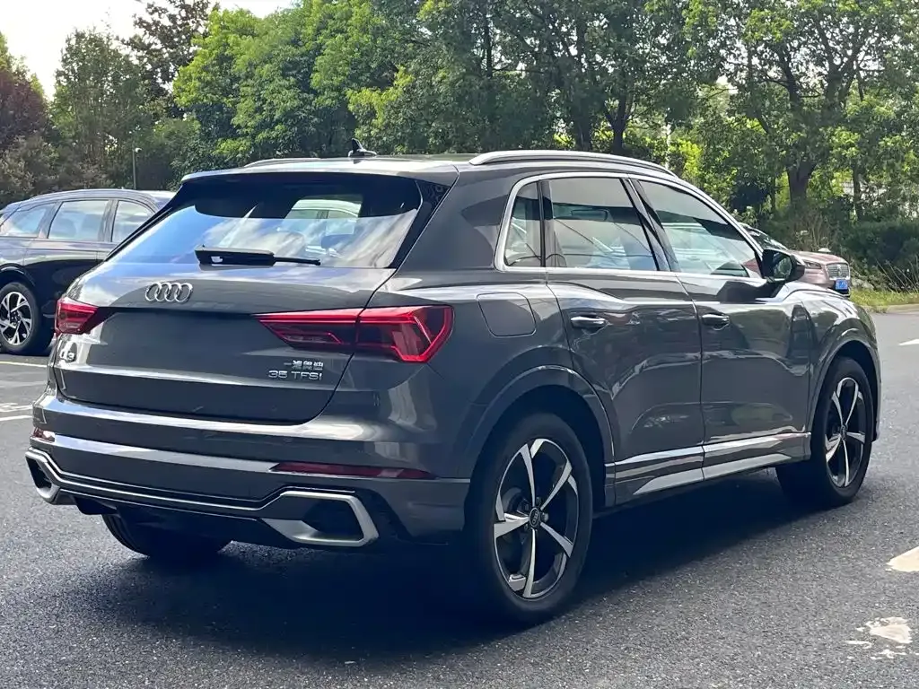 Audi Q3 — фото 9