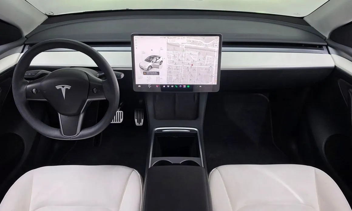Tesla Model Y — фото 7