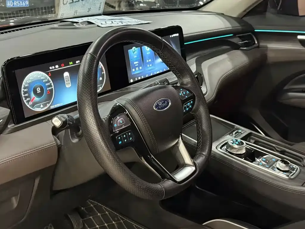 Ford Territory — фото 10