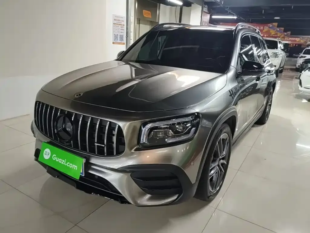 Mercedes-Benz GLB AMG — фото 9