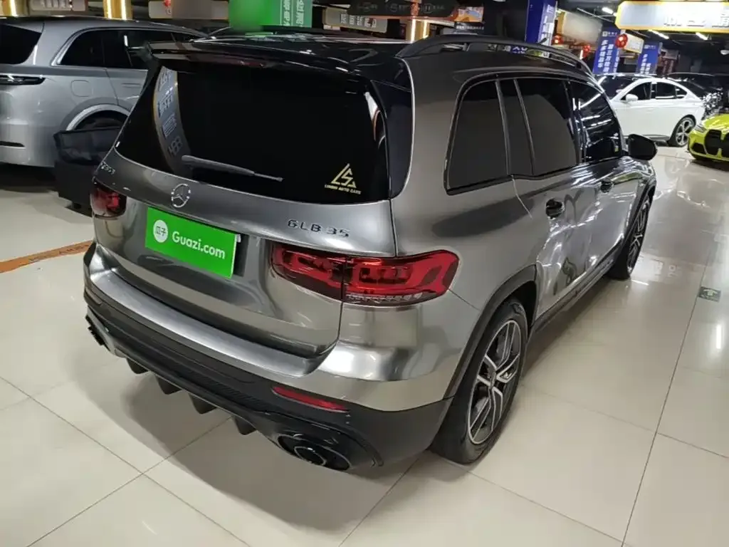 Mercedes-Benz GLB AMG — фото 4