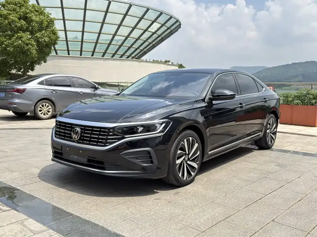 Volkswagen Passat — фото 4