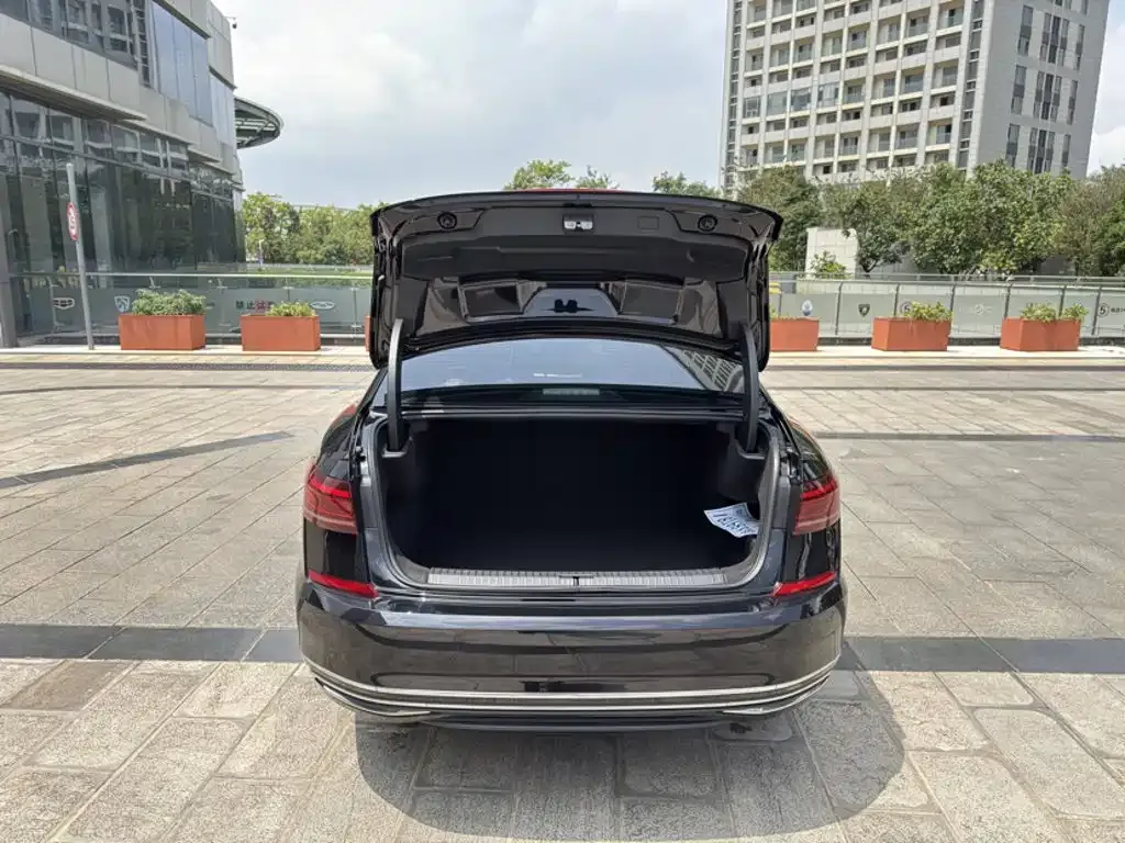 Volkswagen Passat — фото 6