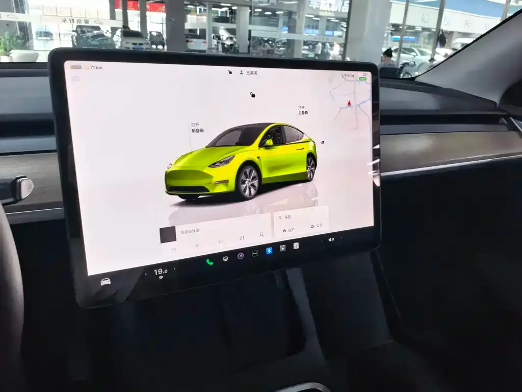 Tesla Model Y — фото 4