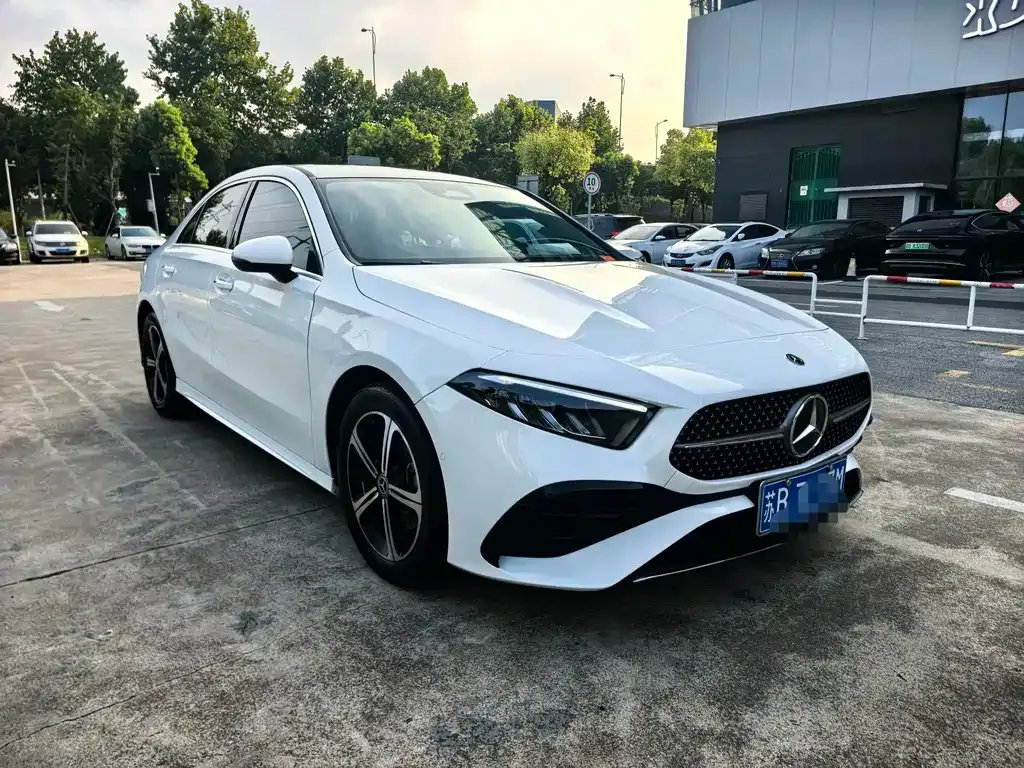 Mercedes-Benz A-Class — фото 6