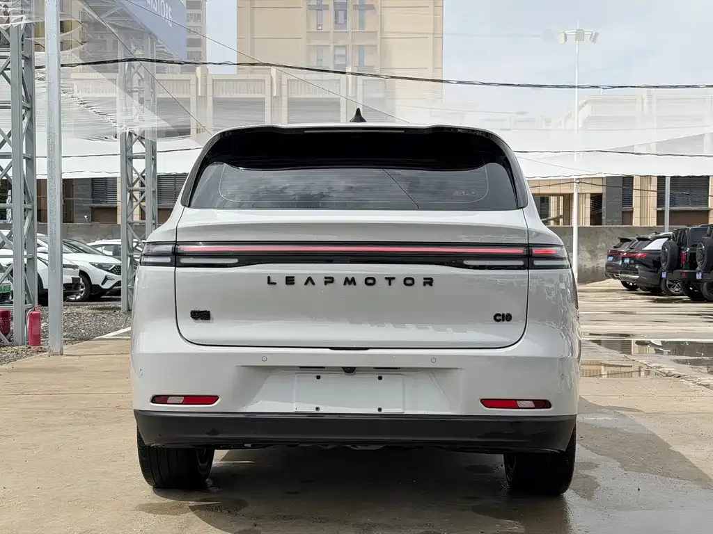 Leapmotor C10 — фото 2