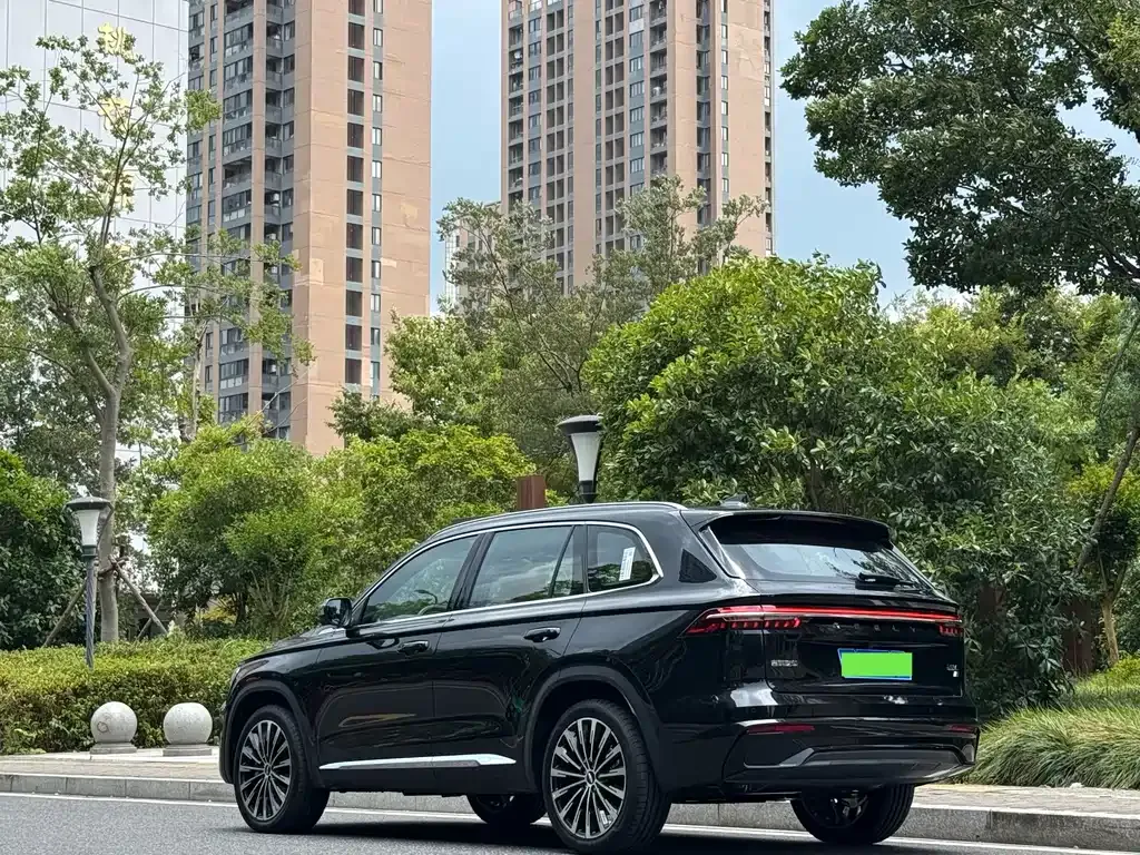 Geely Xingyue L — фото 9