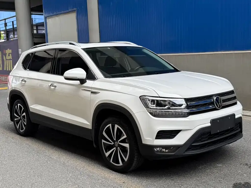 Volkswagen Tharu — фото 4