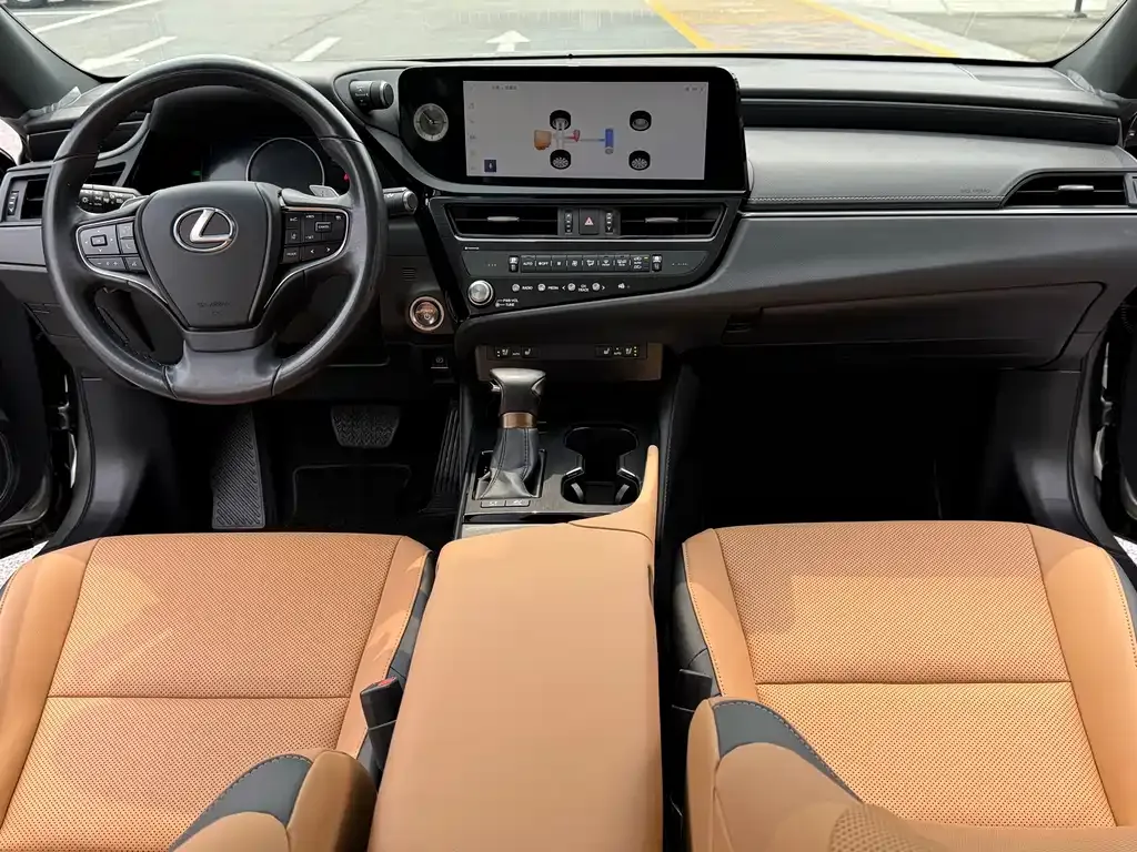 Lexus ES — фото 9