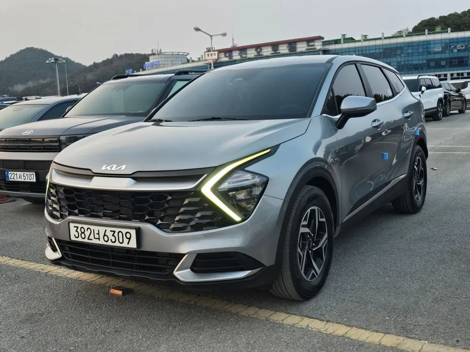 Kia Sportage — фото 1