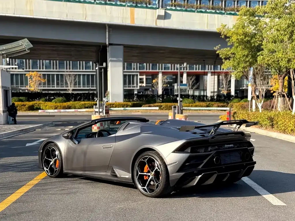 Lamborghini Huracan — фото 6