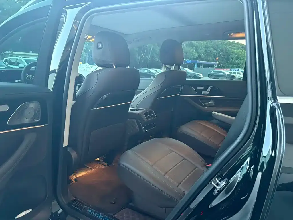 Mercedes-Benz GLS — фото 2
