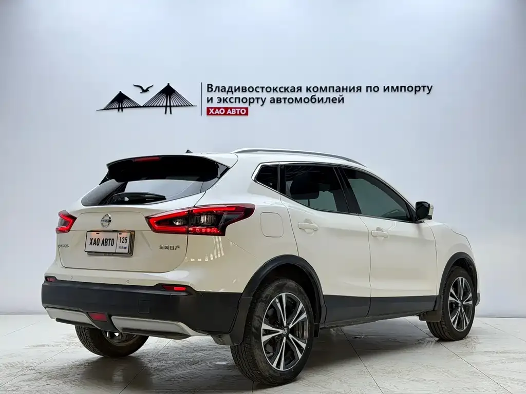 Nissan Qashqai — фото 7